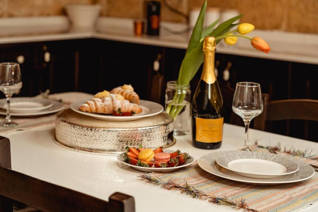 Enchanting 2Bdr Townhouse In Valletta Centre! Ngoại thất bức ảnh