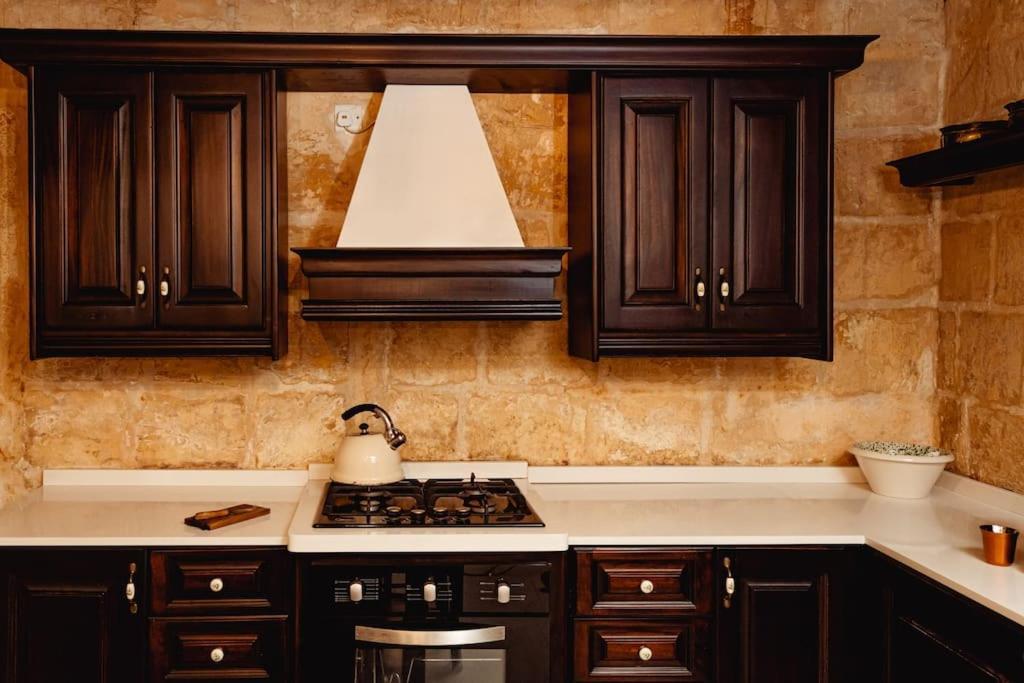 Enchanting 2Bdr Townhouse In Valletta Centre! Ngoại thất bức ảnh