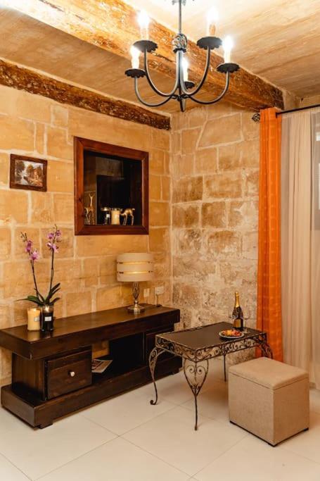 Enchanting 2Bdr Townhouse In Valletta Centre! Ngoại thất bức ảnh