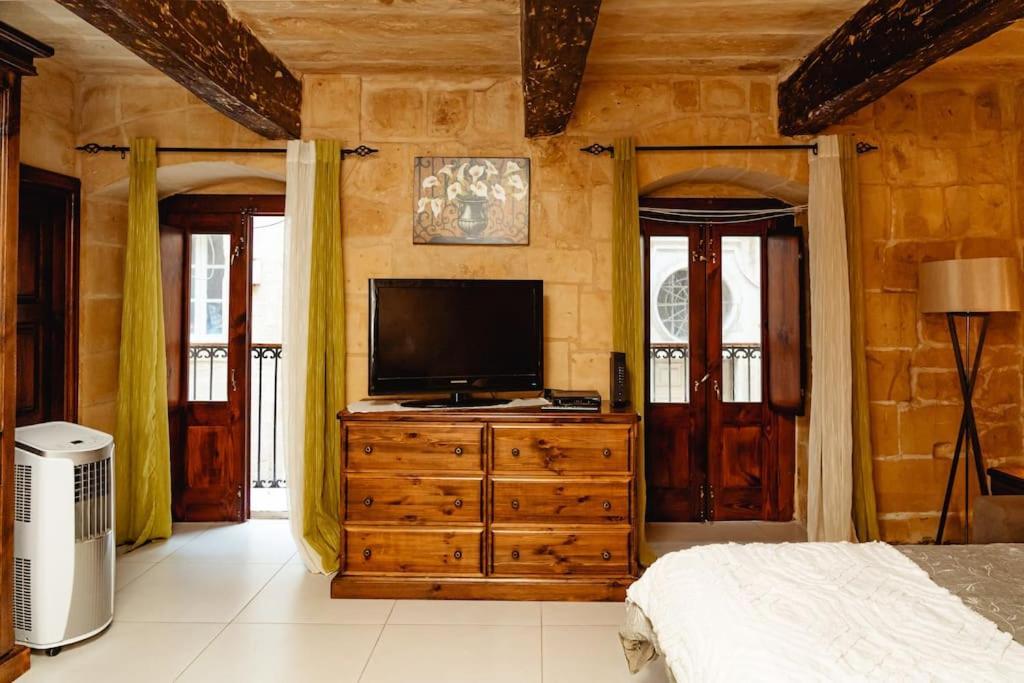Enchanting 2Bdr Townhouse In Valletta Centre! Ngoại thất bức ảnh