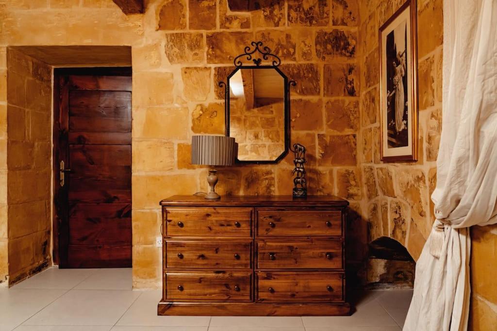Enchanting 2Bdr Townhouse In Valletta Centre! Ngoại thất bức ảnh