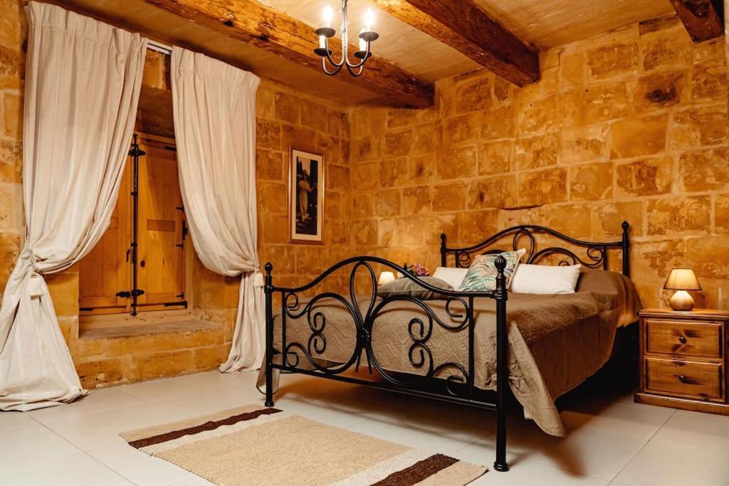 Enchanting 2Bdr Townhouse In Valletta Centre! Ngoại thất bức ảnh